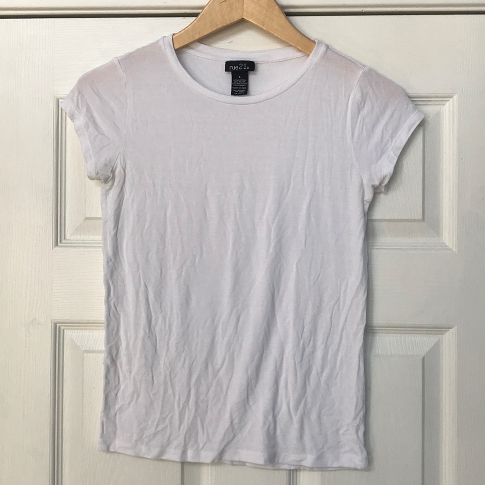 Simple white tee
